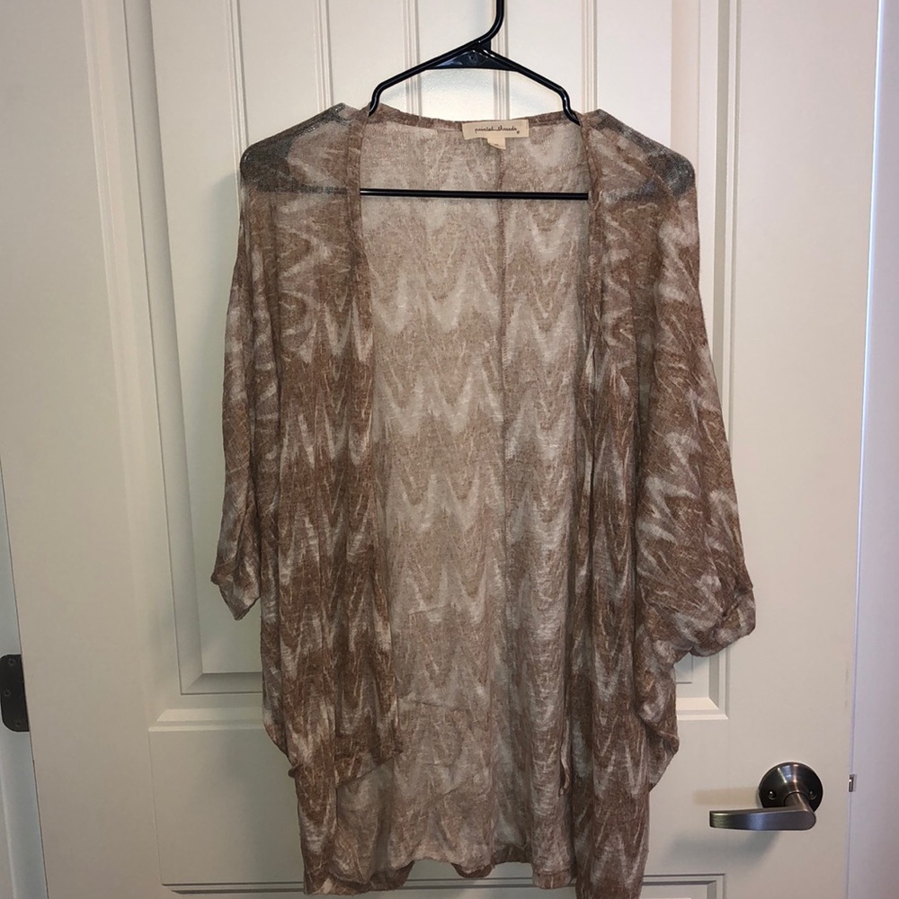 Lightweight half sleeve cardigan